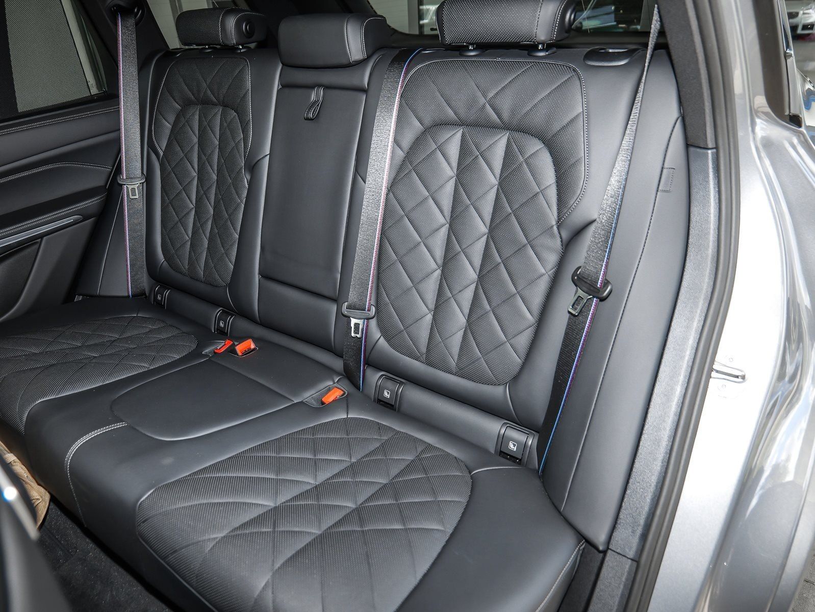 BMW X5 xDrive30d M-Sport + H/K + Head Up + Driv. Ass