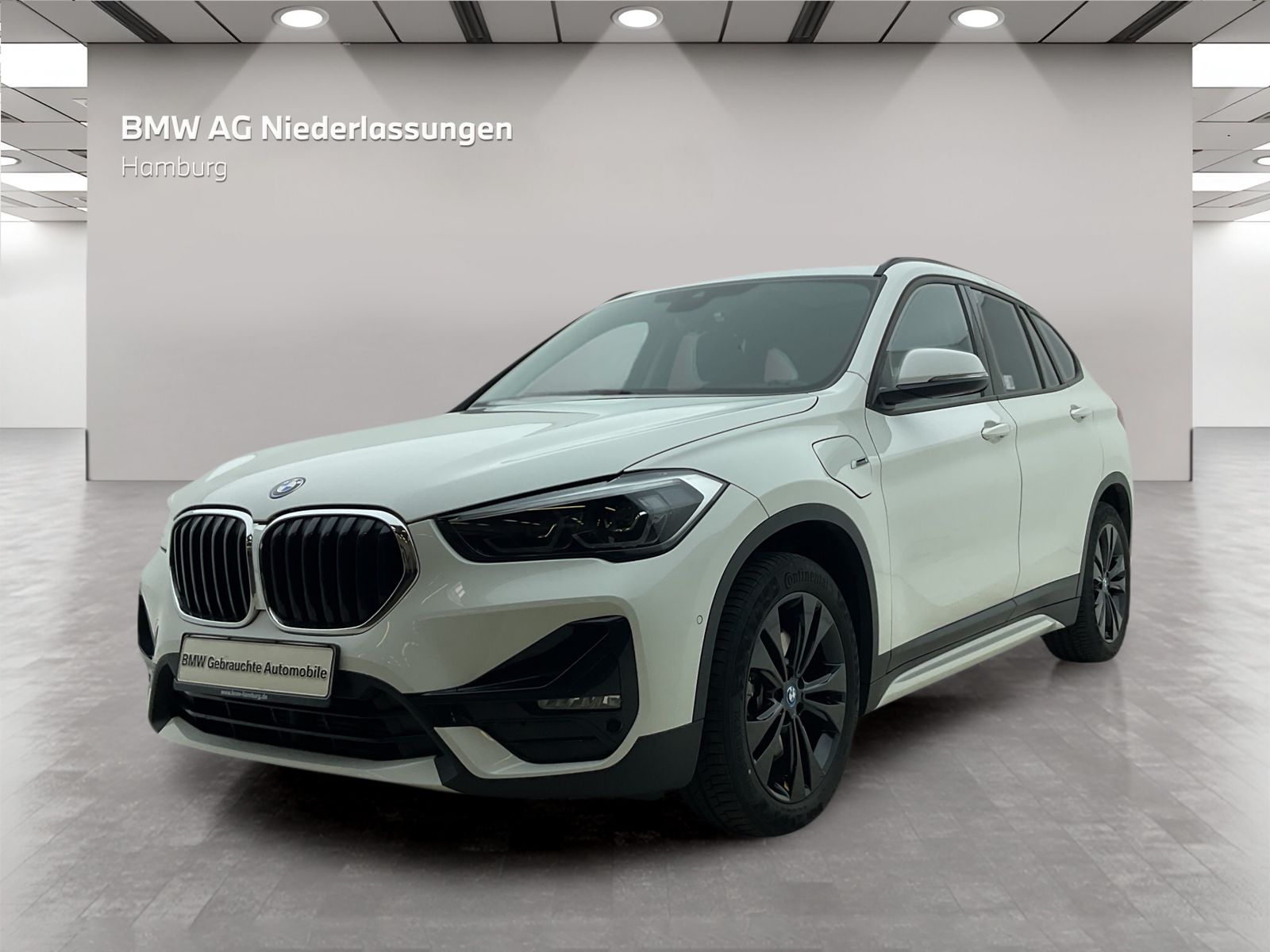 BMW X1 xDrive25e Sport Line - Samsaru's Car Outlet
