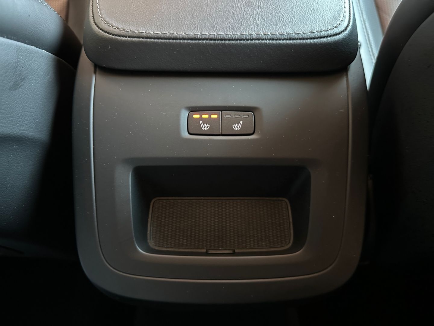 Volvo XC90 B5 AWD Plus Bright M-H *22''*StHz*Pano*360*