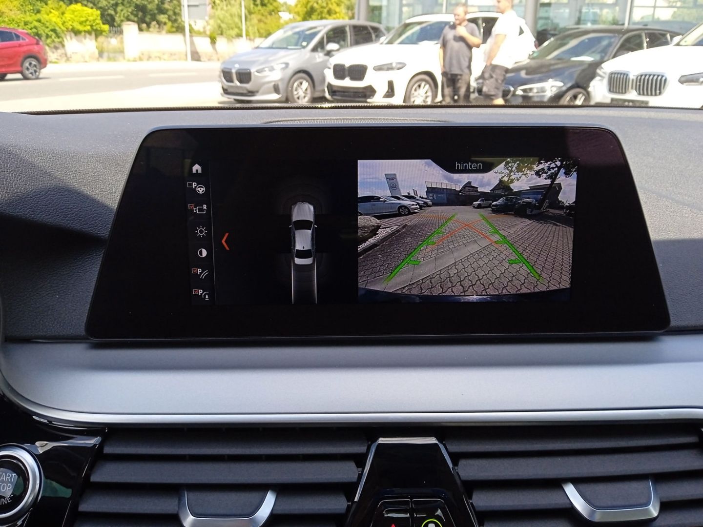 BMW 520 dxDrive Lim.+KEYLESS+KAMERA+HUD+ADPT.LED+GSD