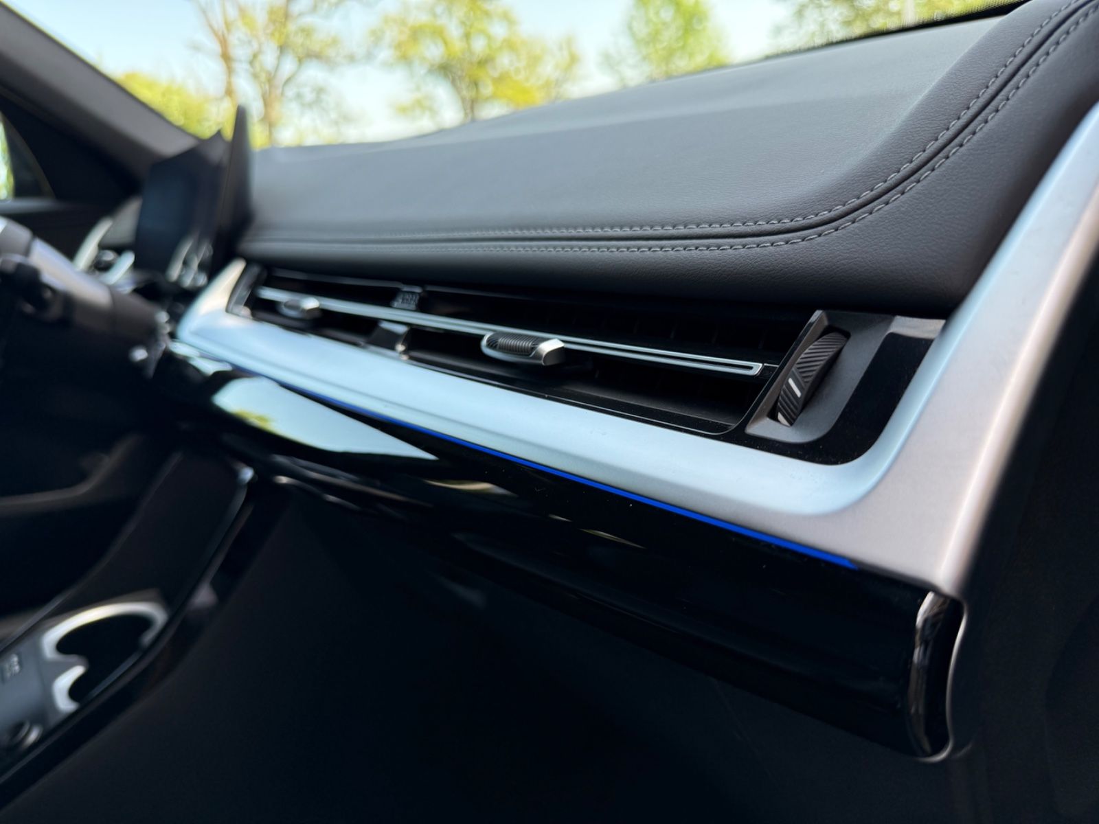 BMW X1 23 d xDrive M Sport - Samsaru's Car Outlet