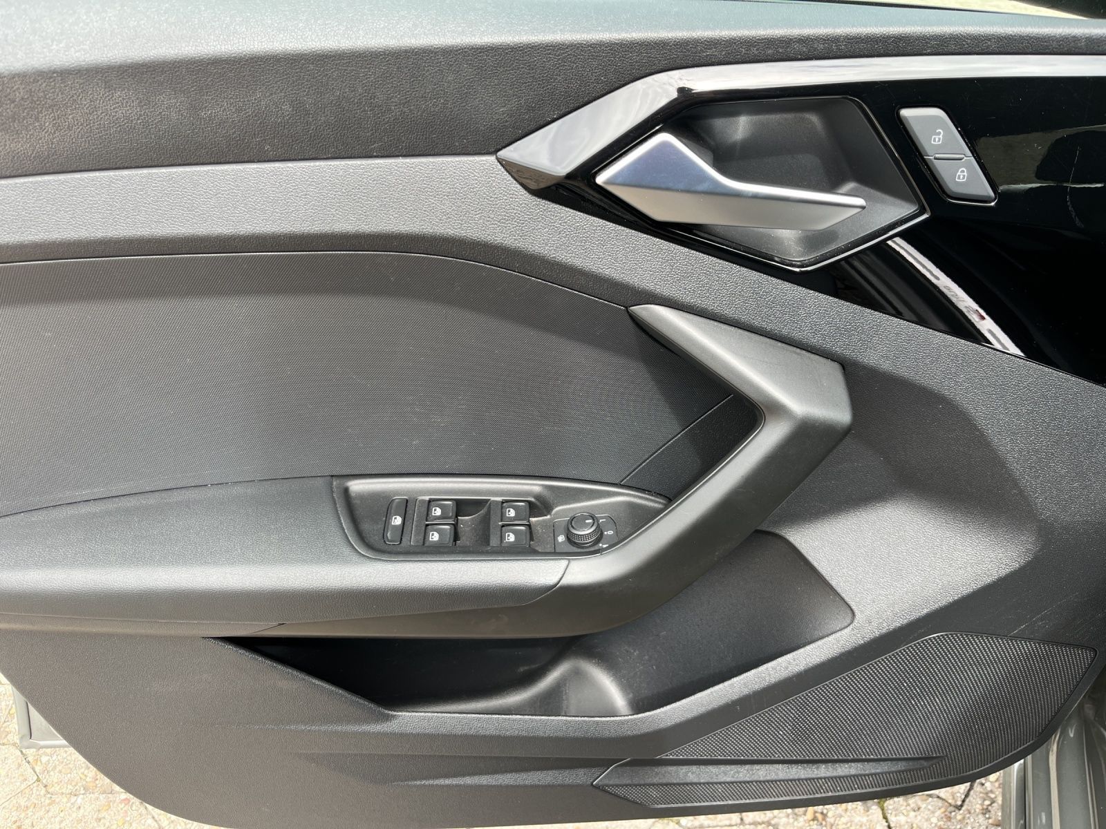 Audi A1 Sportback S line 30 TFSI S-TRONIC - Samsaru's Car Outlet
