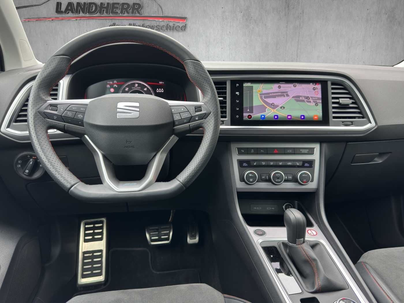 Seat Ateca 2.0 TDI FR //5 J. Garantie /Navi/Sitzheizu