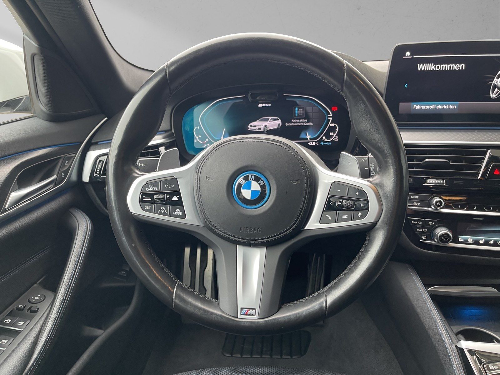 BMW 530e xDrive Touring DrivAssistProf HUD M Sport