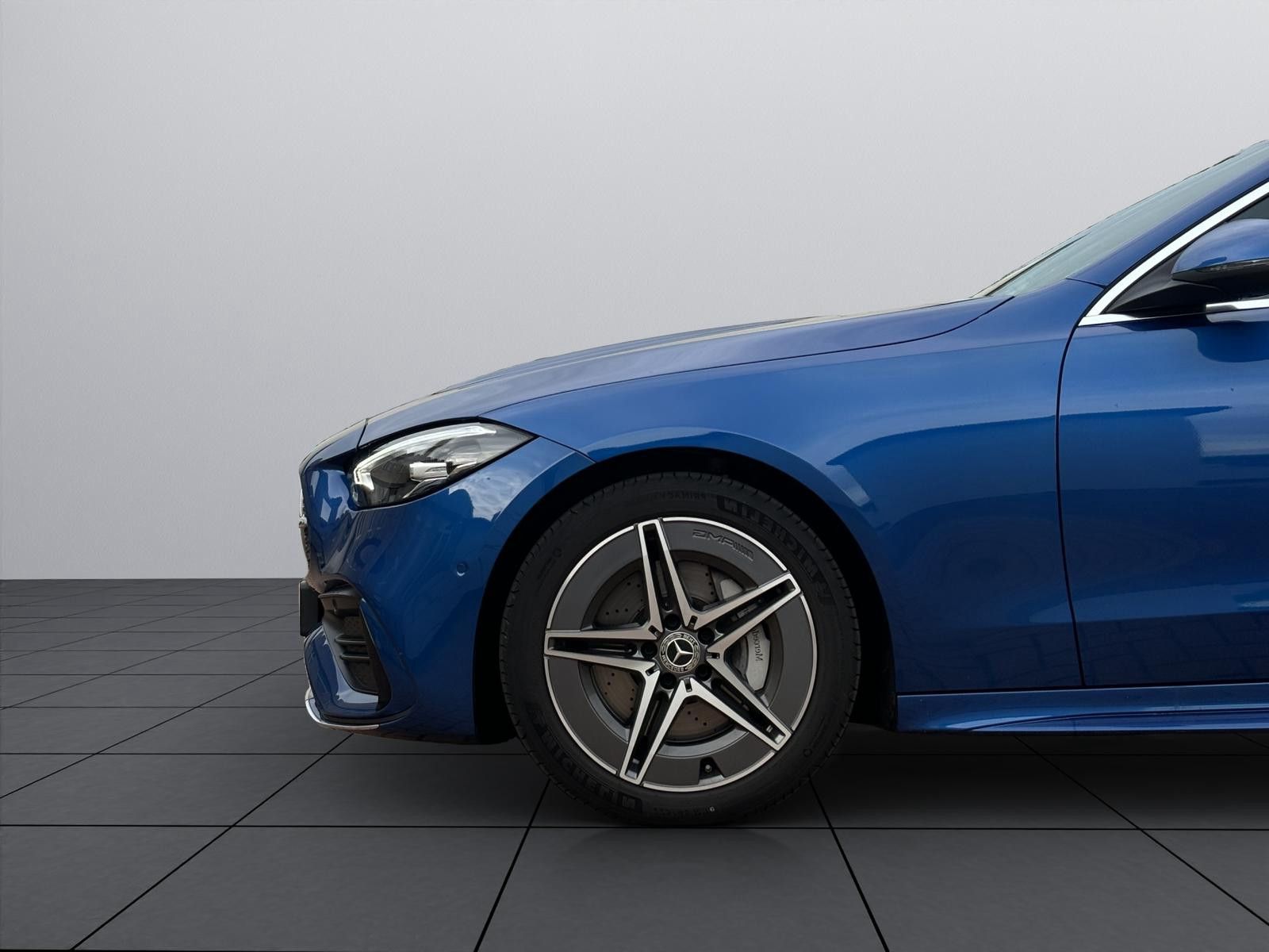 Mercedes-Benz C 200 4MATIC AMG Line - Samsaru's Car Outlet