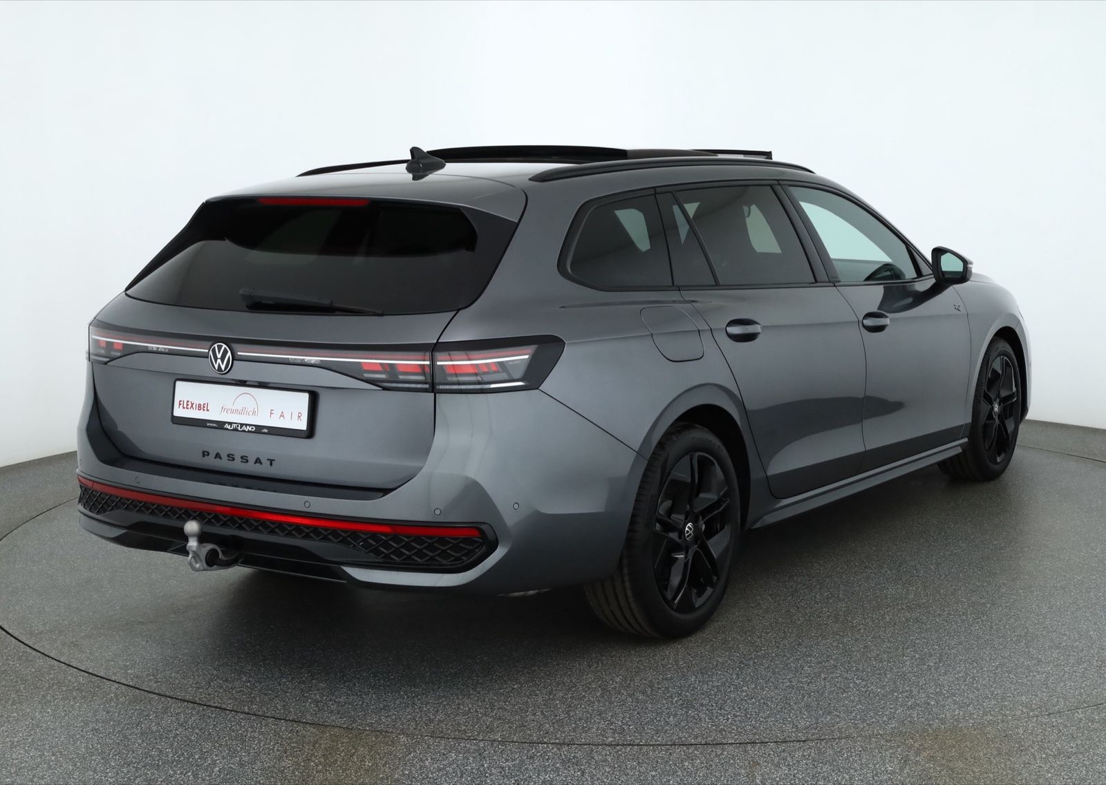 Volkswagen Passat Variant R-Line BlackStyle 2.0 TSI 4M DSG