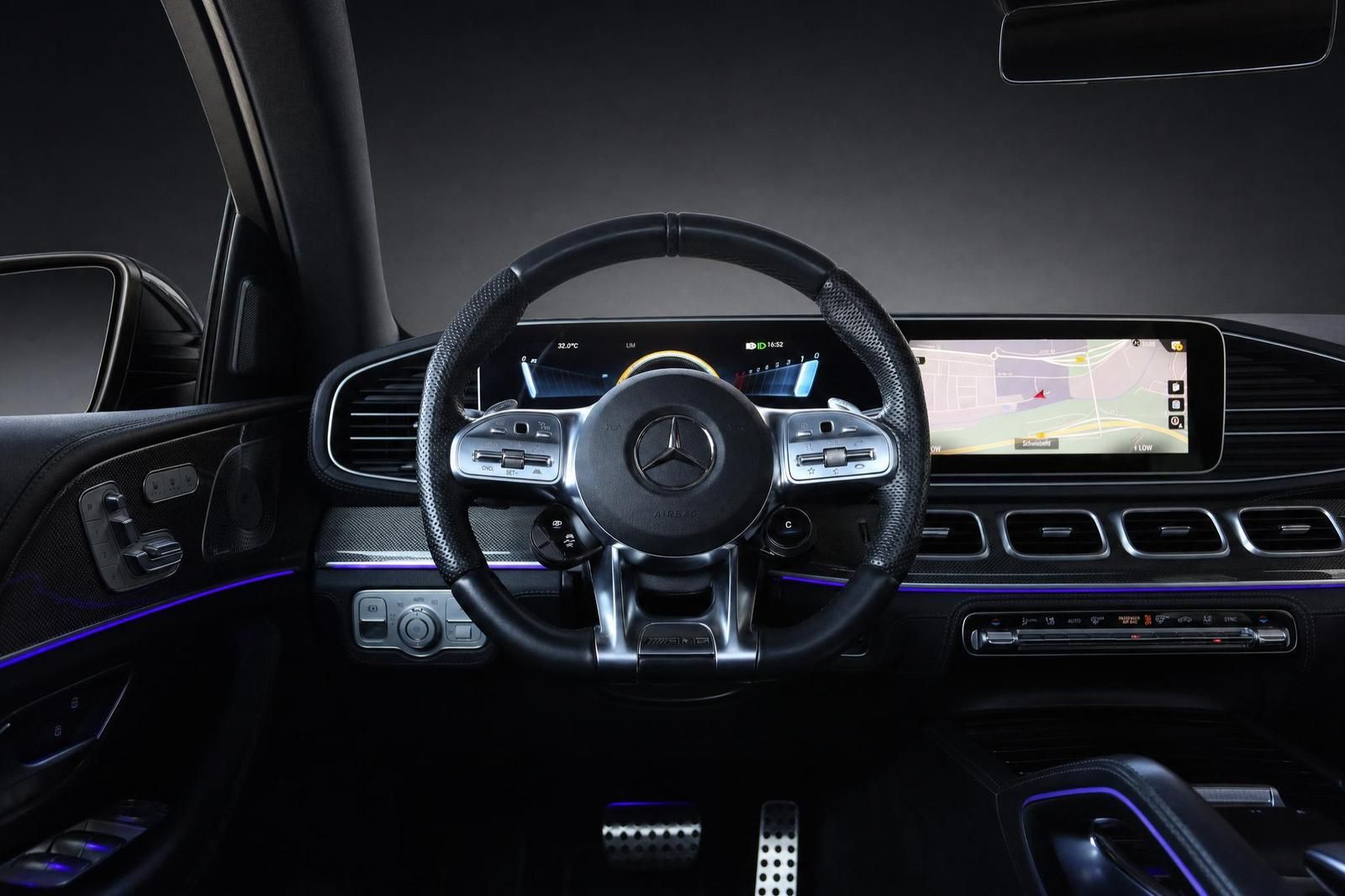 Mercedes-Benz GLE 63 AMG Coupe PERFORMANCE*PANO*CARBON*MASSAGE