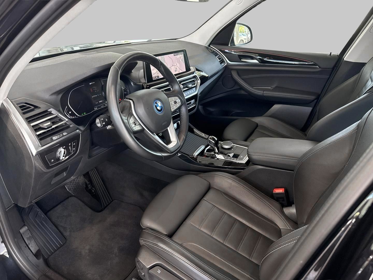 BMW X3 XDRIVE30E AHK-klappbar AHK Navi Leder Digital