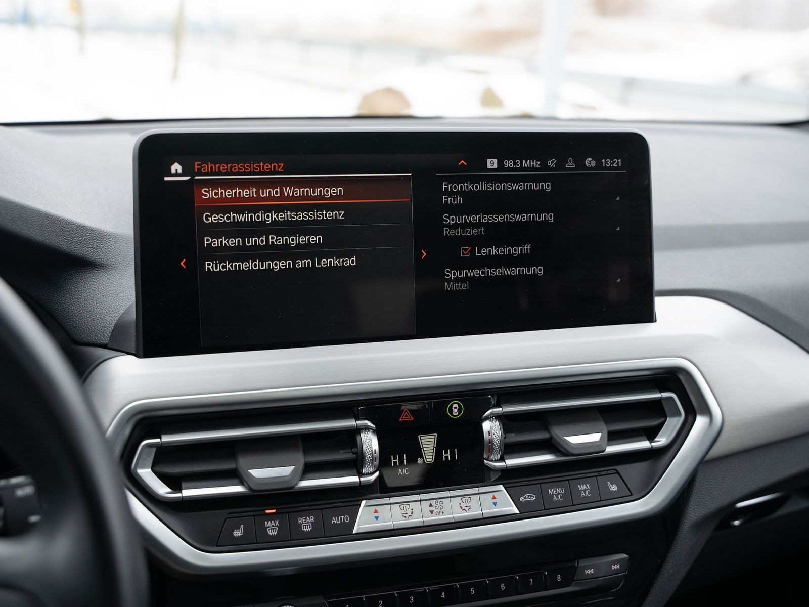 BMW X3 20d xD.AHK.Navi groß