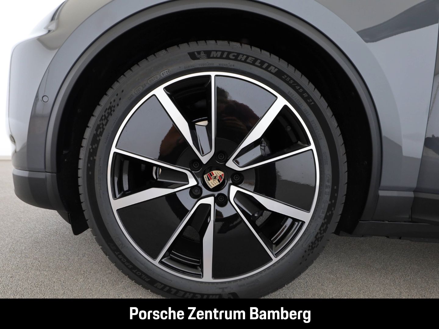 Porsche Macan 4/ Luftfahrwerk/ BOSE/ HUD/ AHK/ 360-Grad