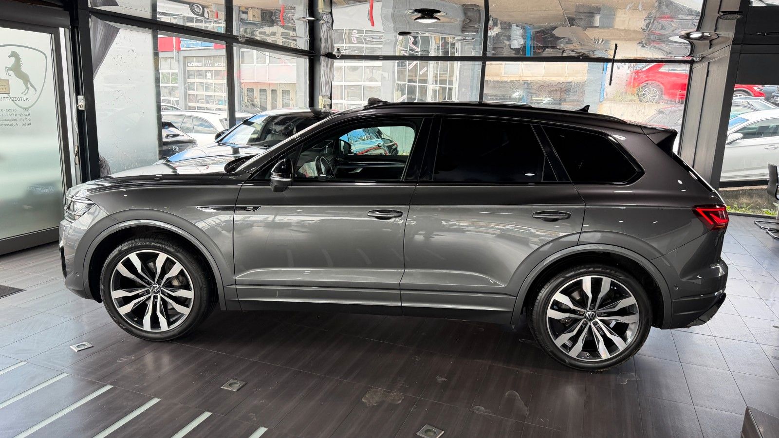 Volkswagen Touareg 3.0 TDI DSG*R-Line*Black*4M*Luft*Matrix*