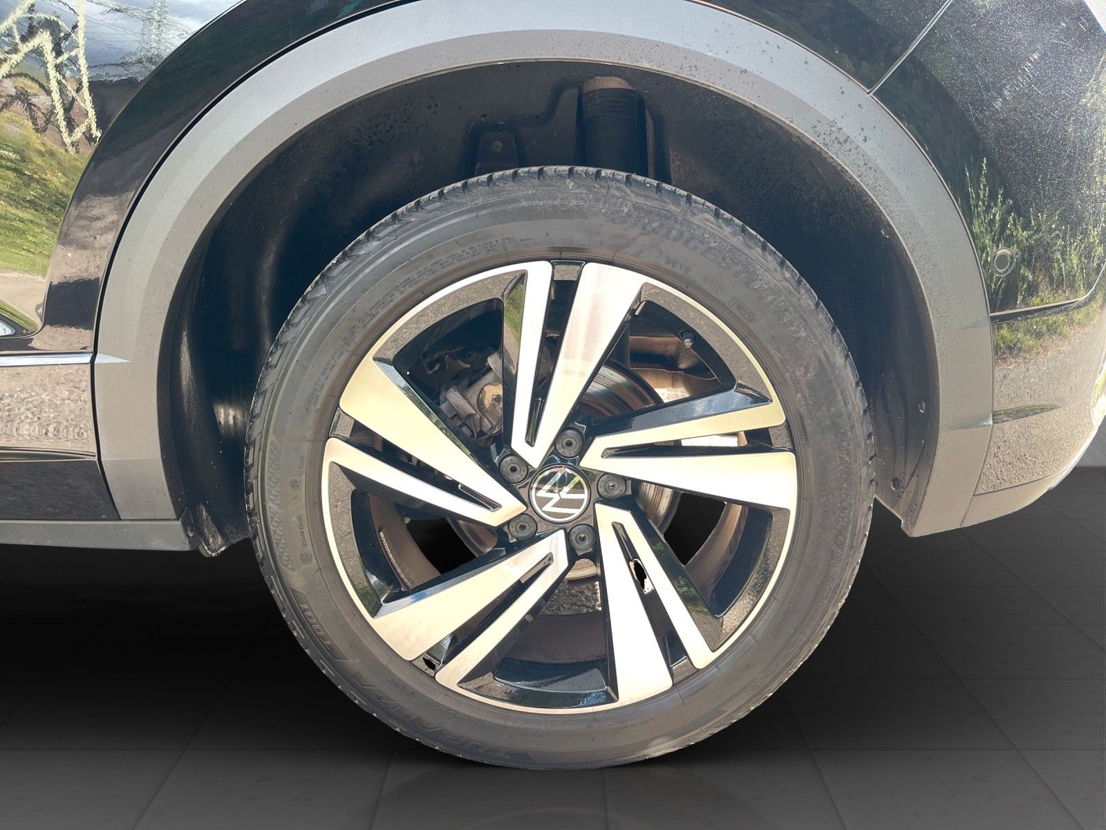 Volkswagen T-Roc R-Line Plus - Samsaru's Car Outlet