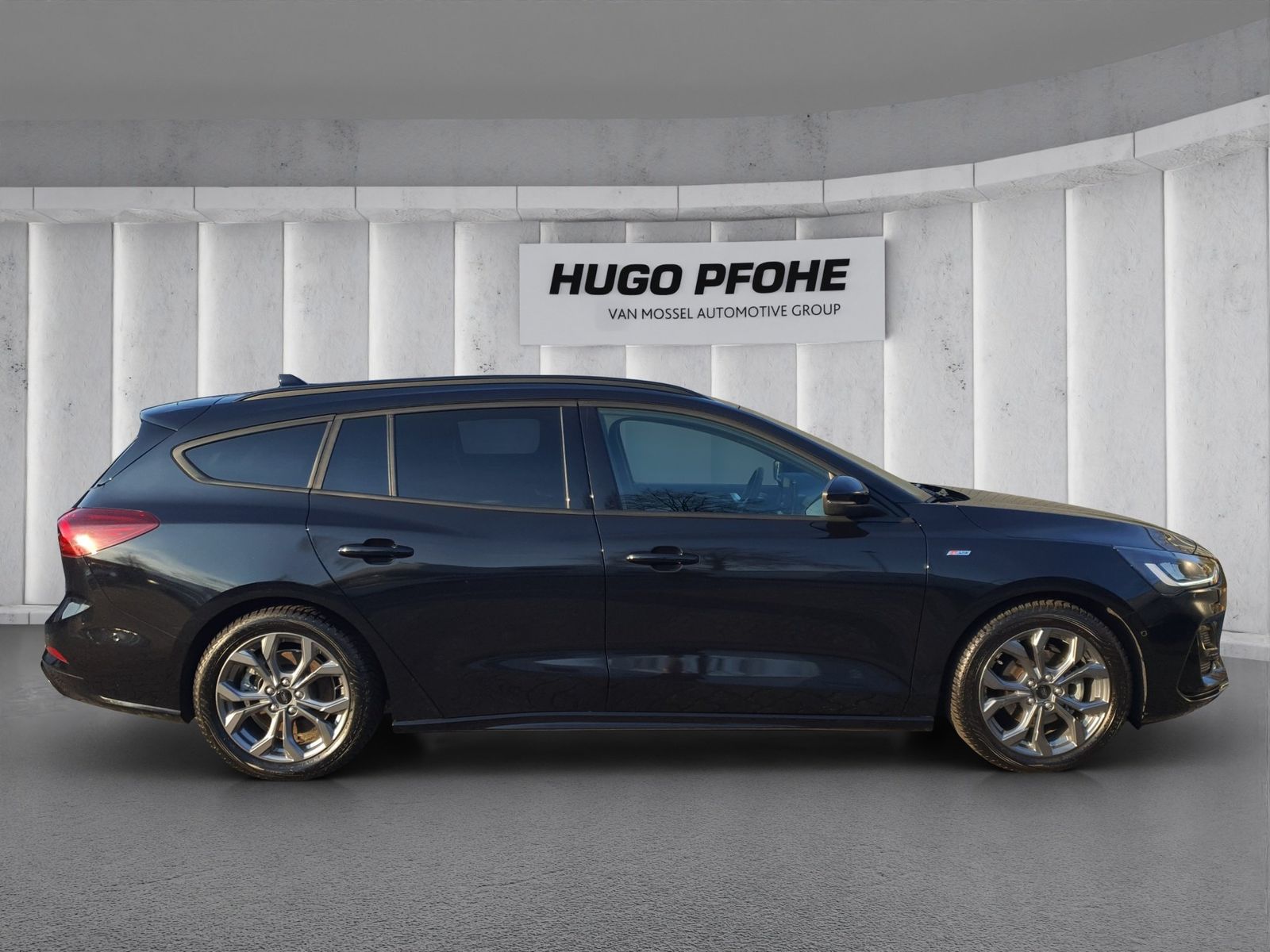 Ford Focus ST-Line Turnier AHK ACC LED Kamera