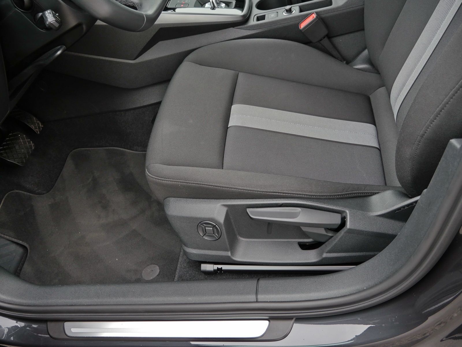 Audi A3 Sportback 35 TDI Virtual*RFK*Navi*Sound