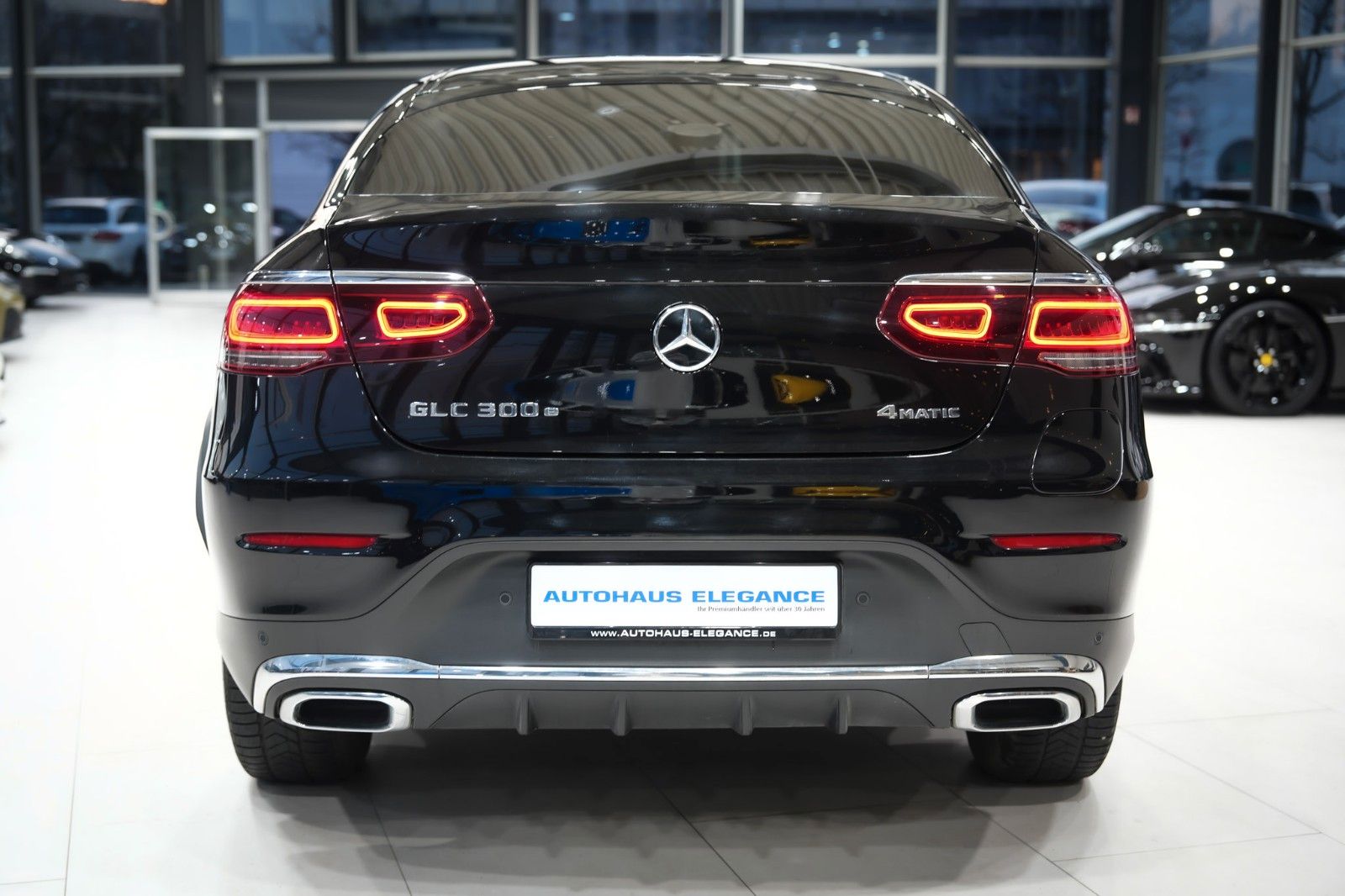 Mercedes-Benz GLC 300 e Coupe 4M *AMG-LINE*LEDER*NAVI*LED*1.HD