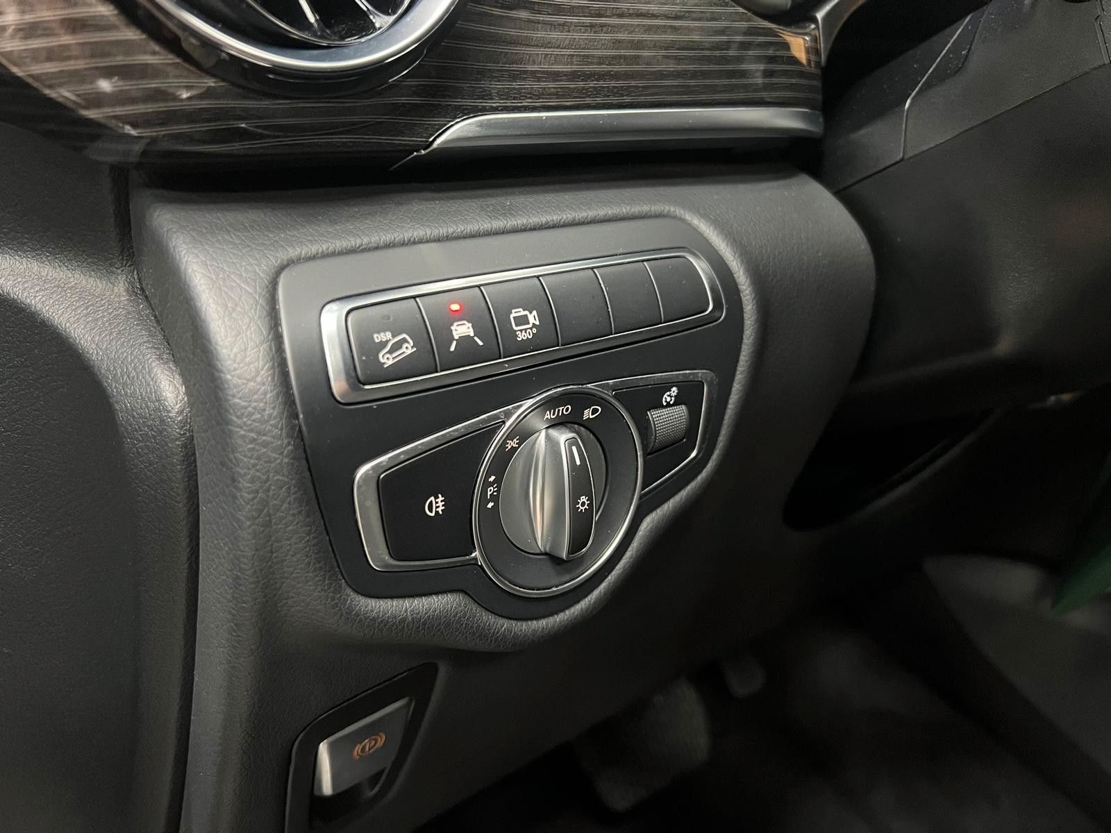 Mercedes-Benz V 220 V -Klasse V 4MATIC - Samsaru's Car Outlet