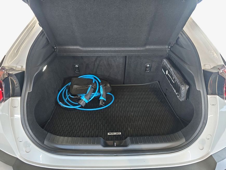 Mazda MX-30 e-SKYACTIV EV MAKOTO