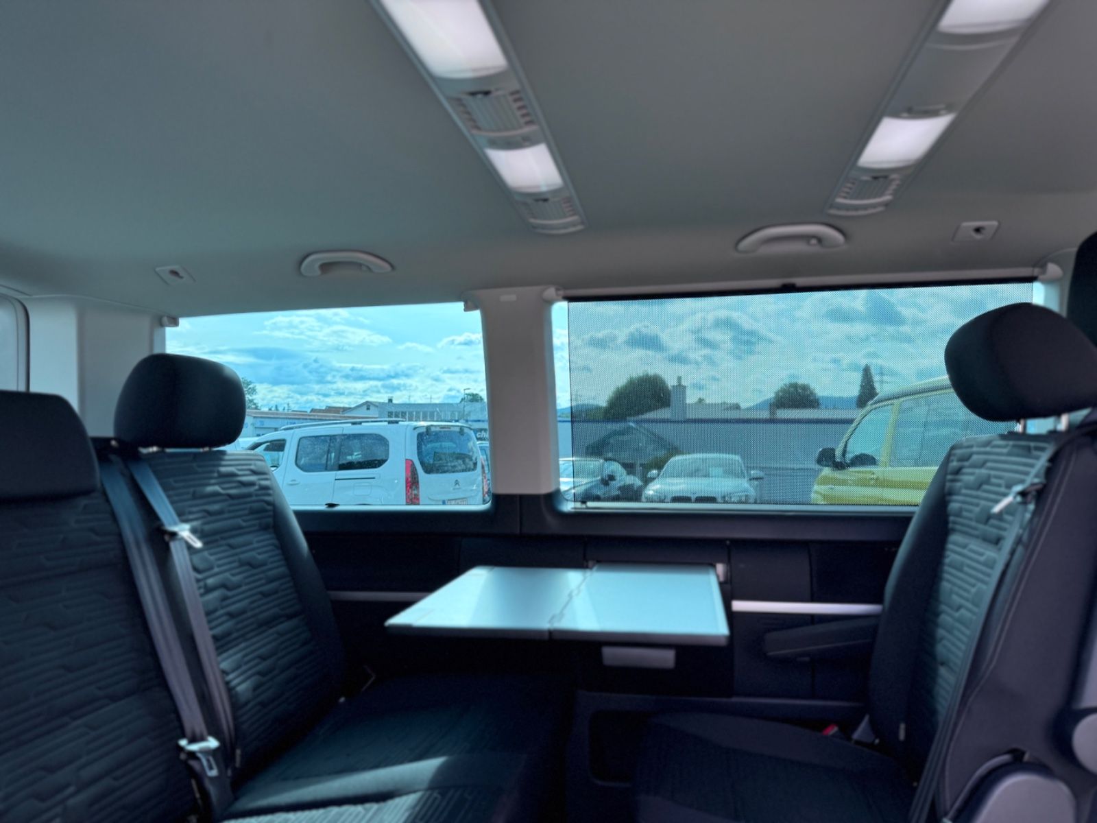 Volkswagen T6.1 Multivan Comfortline - Samsaru's Car Outlet
