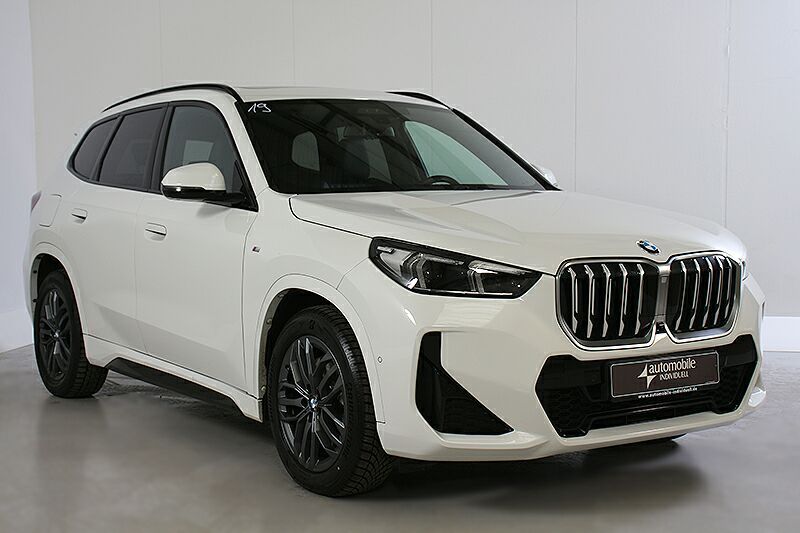 BMW X1 xDrive23d M Sportpaket - Samsaru's Car Outlet
