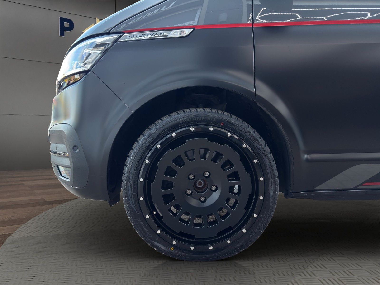 Volkswagen T6.1 Multivan - Samsaru's Car Outlet