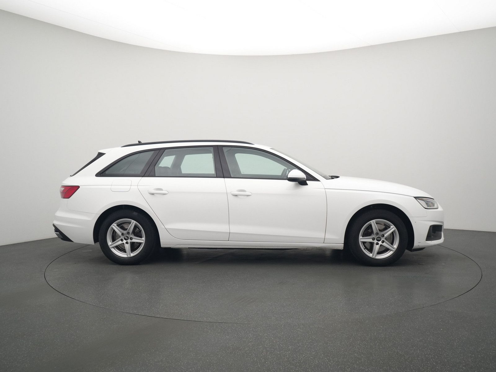 Audi A4 Avant - Samsaru's Car Outlet
