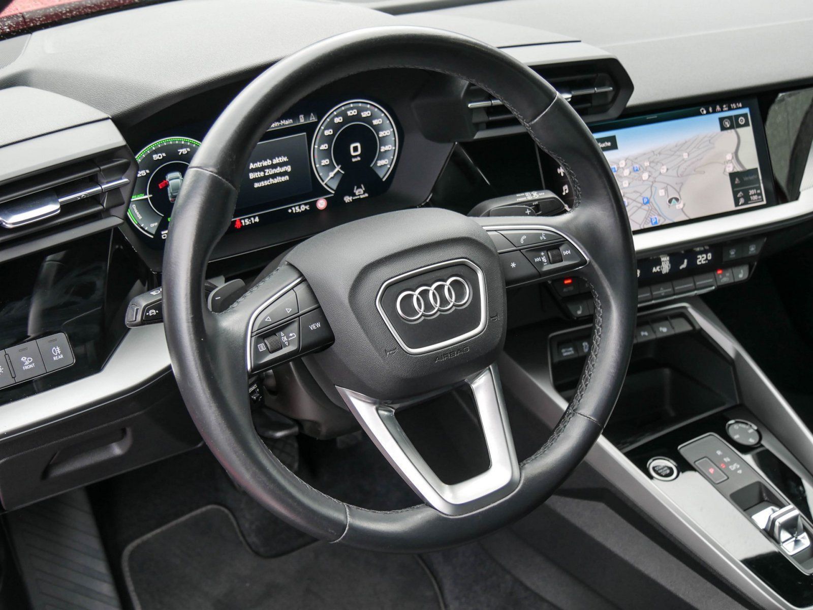 Audi A3 Sportback 40 TFSI e S line AHK Matrix-LED Kam