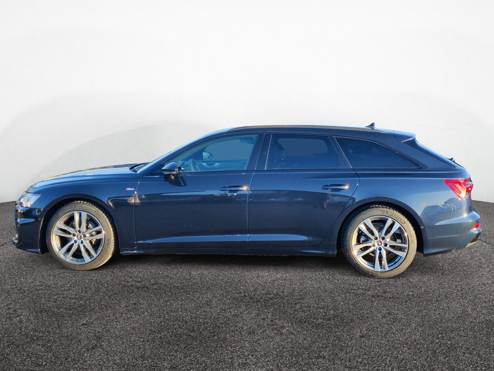 Audi A6 Avant 40 TDI S line Business Matrix HUD