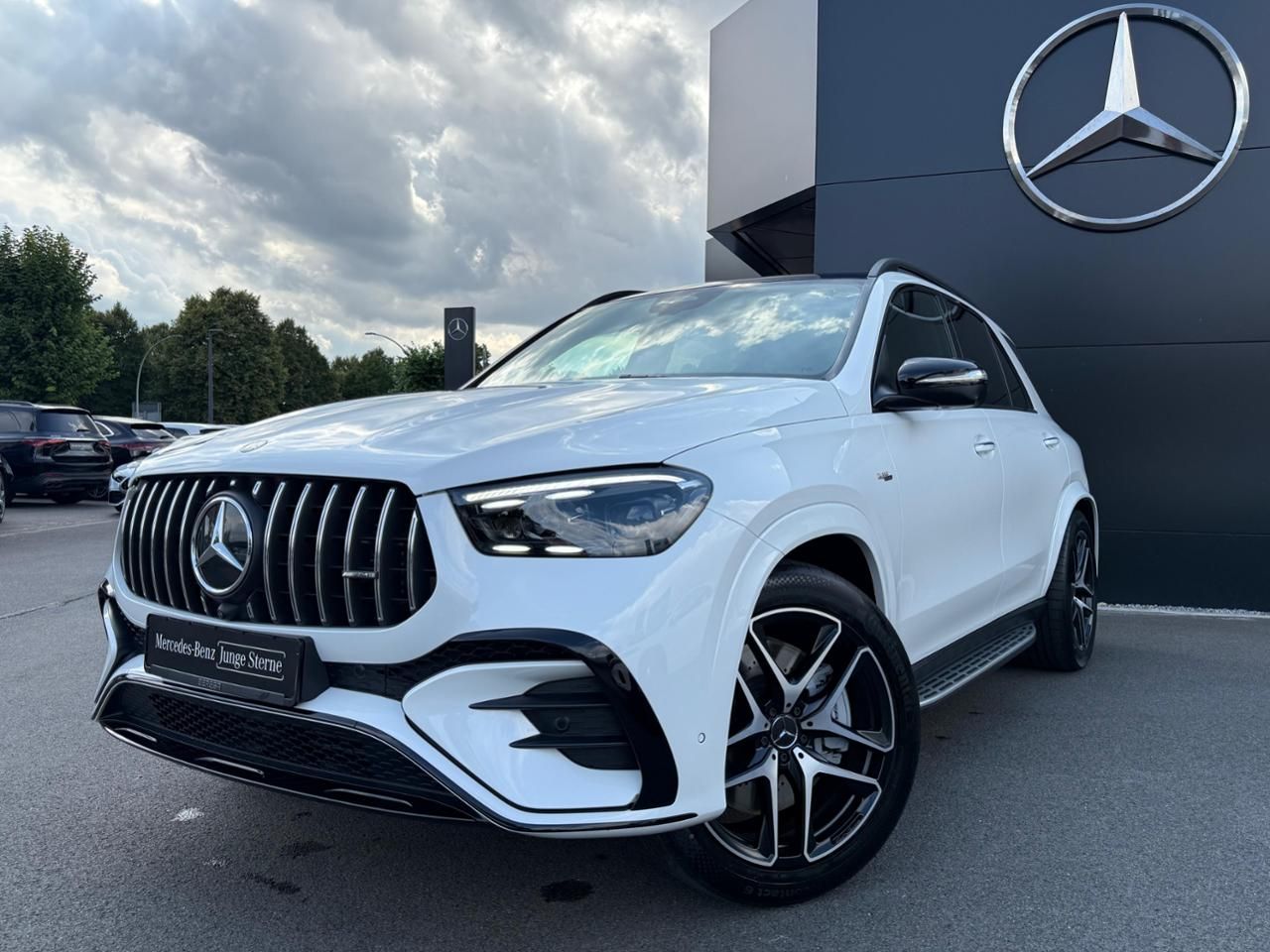 Mercedes-Benz GLE 53 AMG 4M+ Night StHzg AHK Pano HUD 21 Zoll