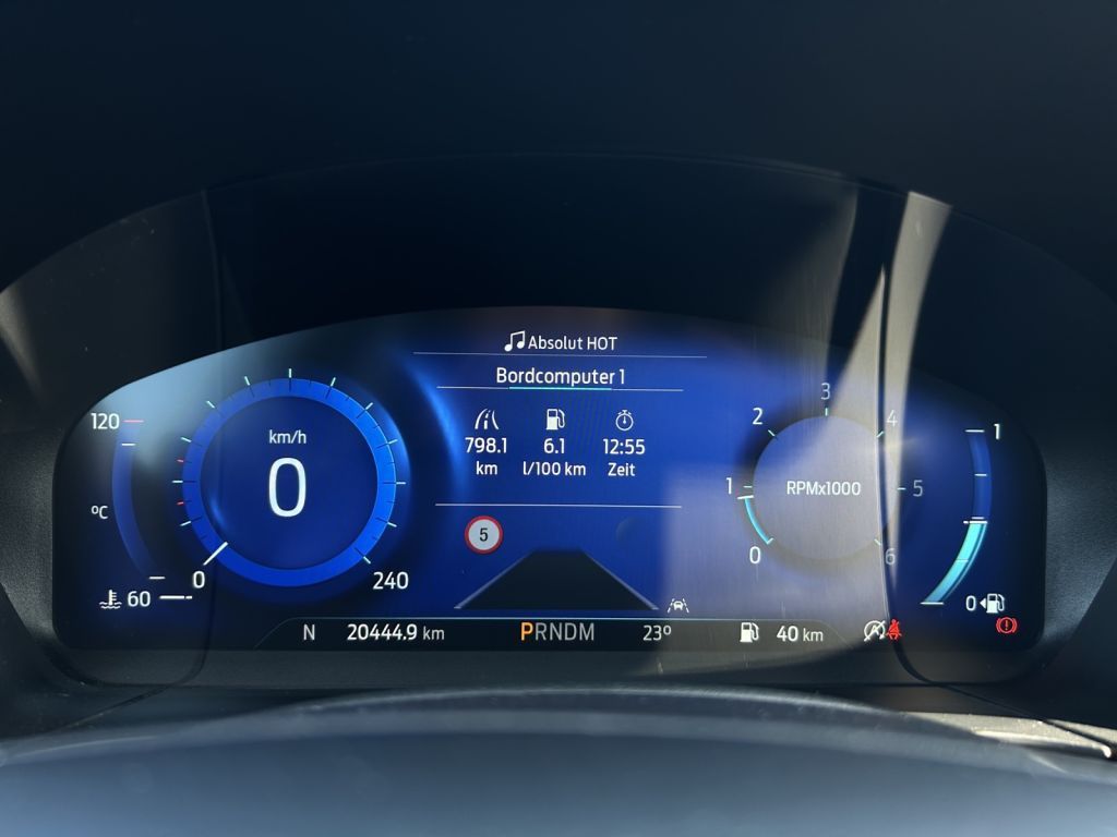 Ford Kuga 2.0 EcoBlue Aut. GRAPHITE TECH EDITION - Samsaru's Car Outlet