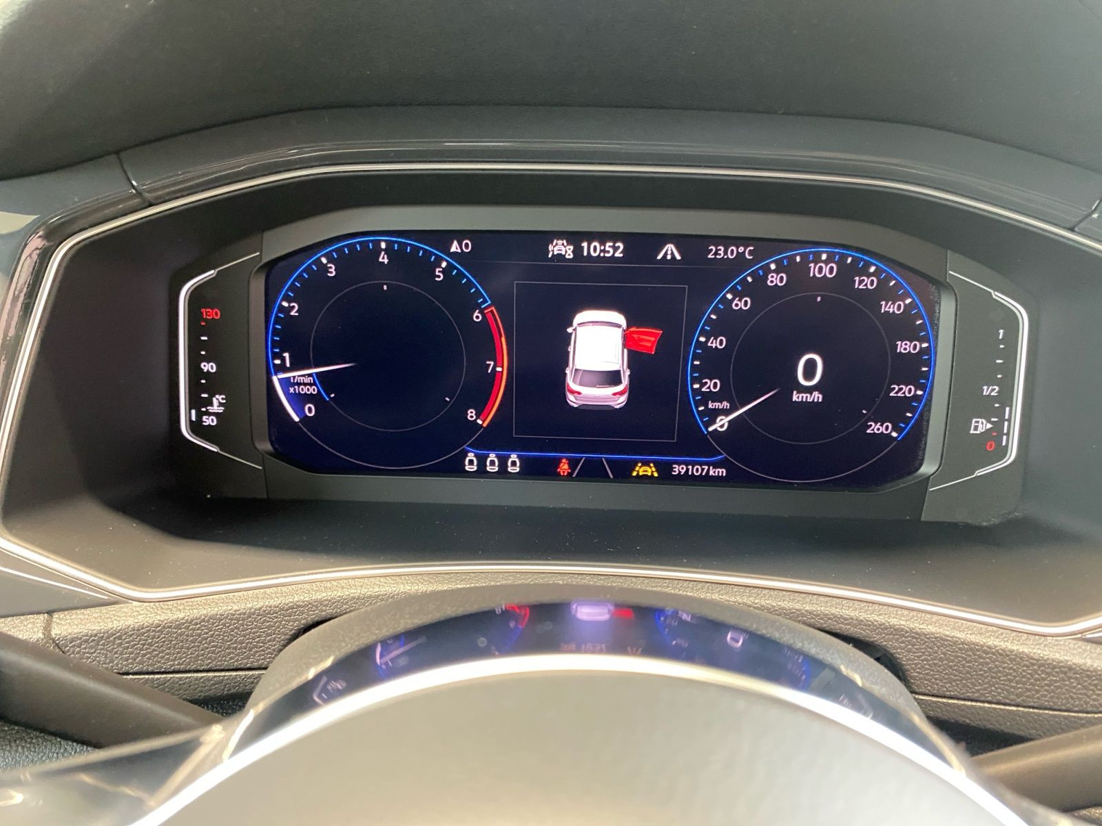 Volkswagen T-Roc Sport 1.5 TSI - Samsaru's Car Outlet
