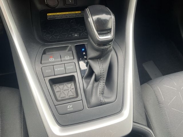 Toyota RAV 4 Hybrid - Samsaru's Car Outlet