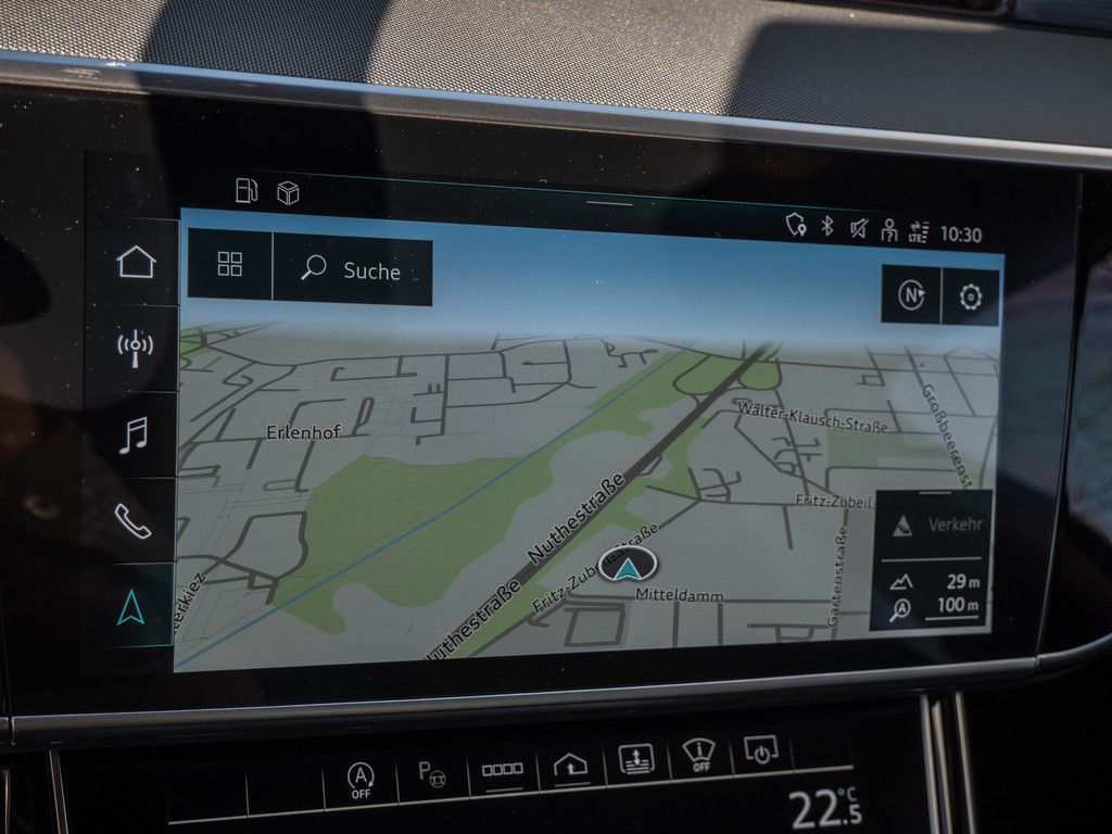 Audi A8 lang 60TFSI quattro - Samsaru's Car Outlet