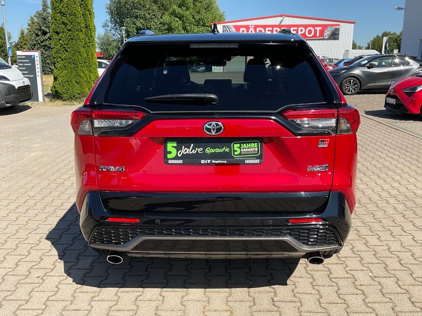 Toyota RAV4 2.5 PluginHybrid GR Sport - Samsaru's Car Outlet