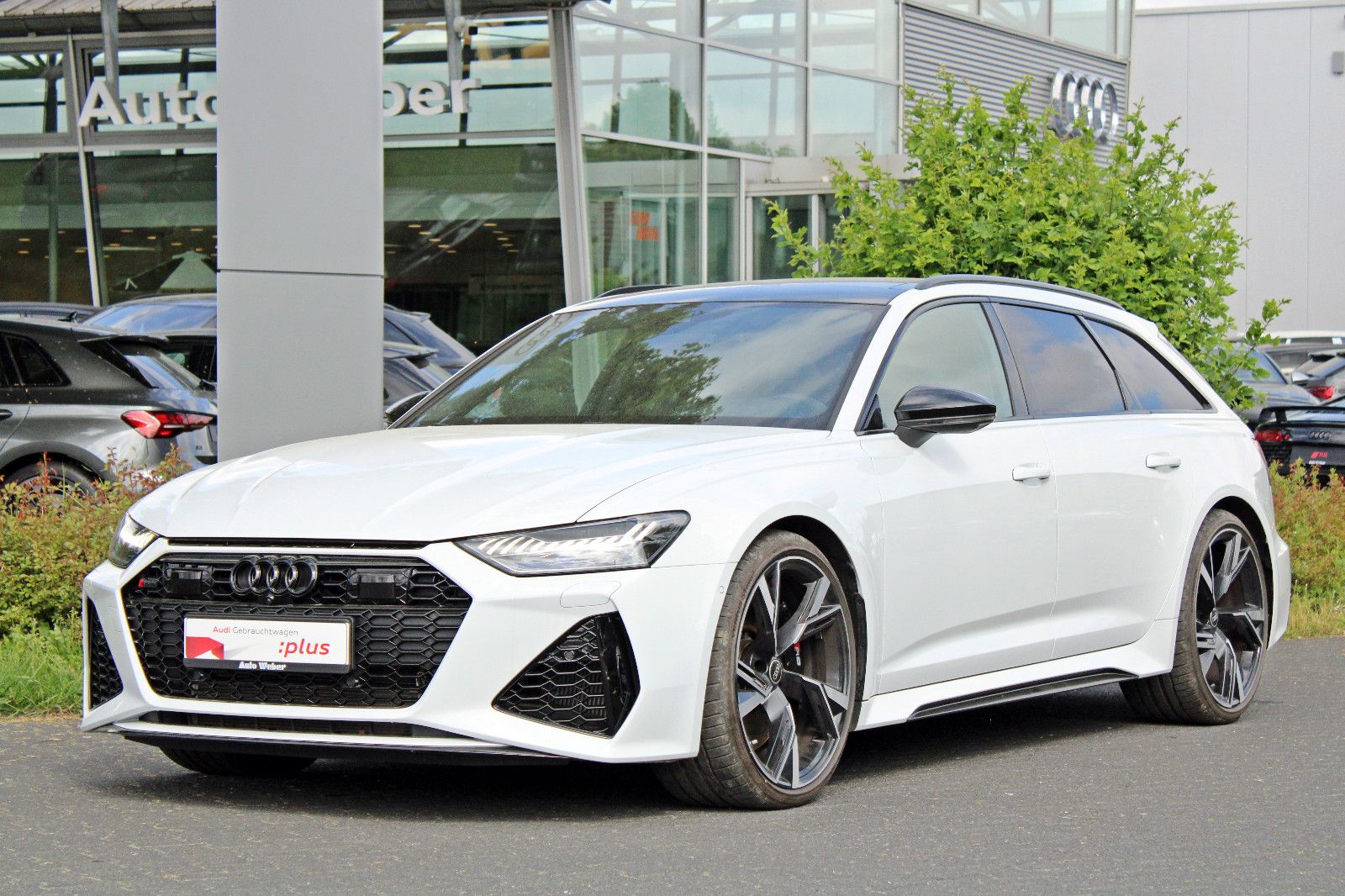 Audi RS6 Avant BLACK AHK PANO LASER HUD 280km/h LUFT
