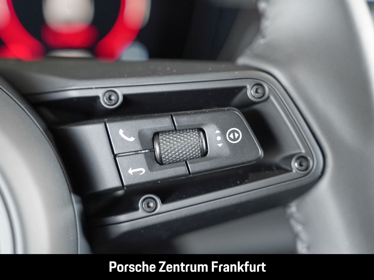 Porsche Macan 4S BOSE Luftfederung Panorama InnoDrive