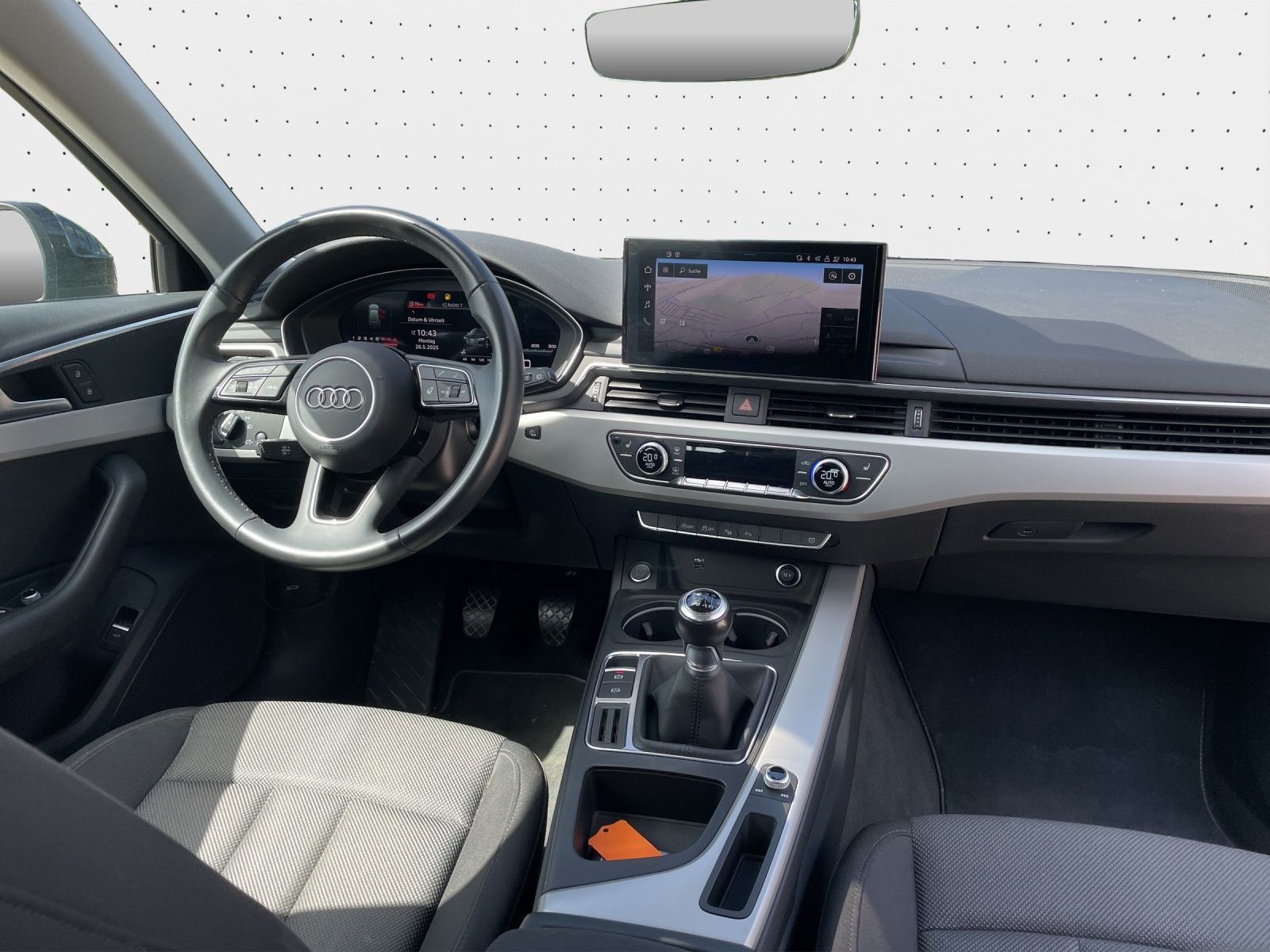 Audi A4 Avant 35 TFSI S line - Samsaru's Car Outlet