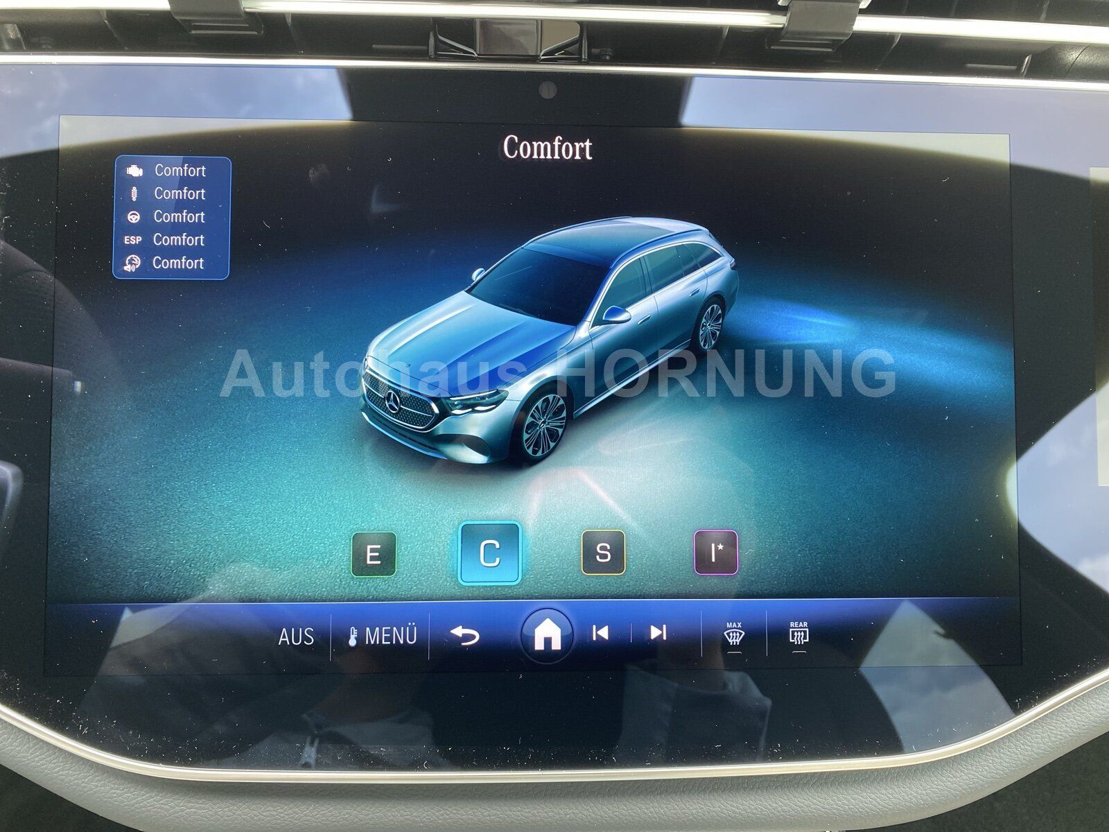 Mercedes-Benz E 450d T 4M AMG HUD STDHZ PANOSD AHK DigiL Bur4D