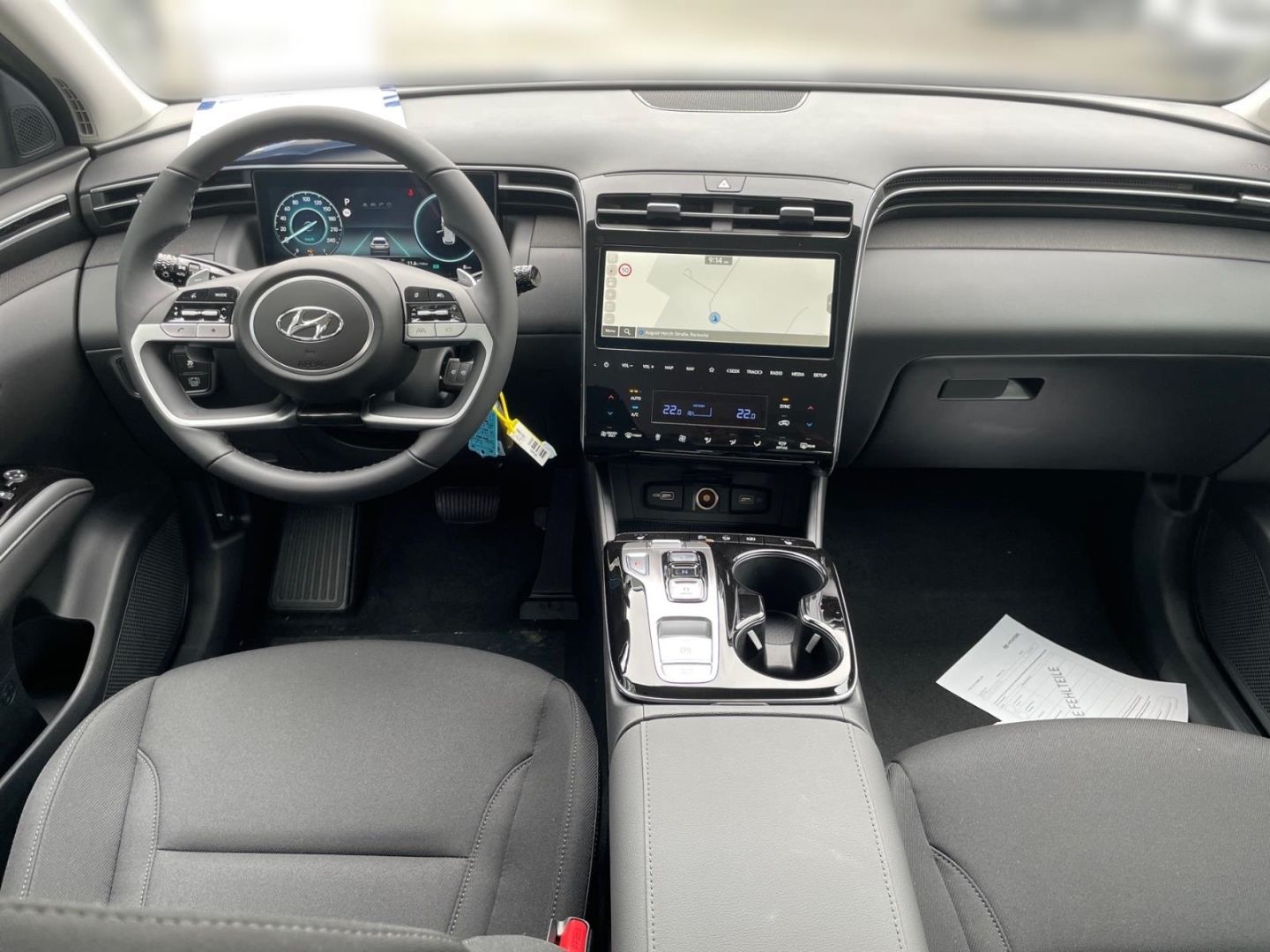 Hyundai Tucson Select Hybrid 2WD - Samsaru's Car Outlet