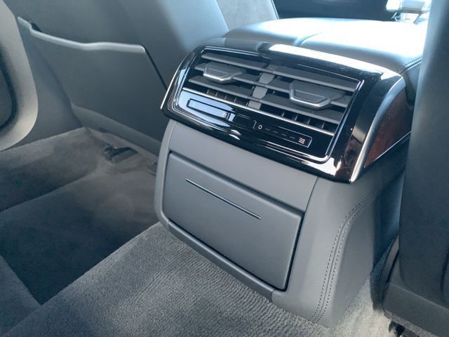 Audi A8 60 TFSI e qu - Samsaru's Car Outlet