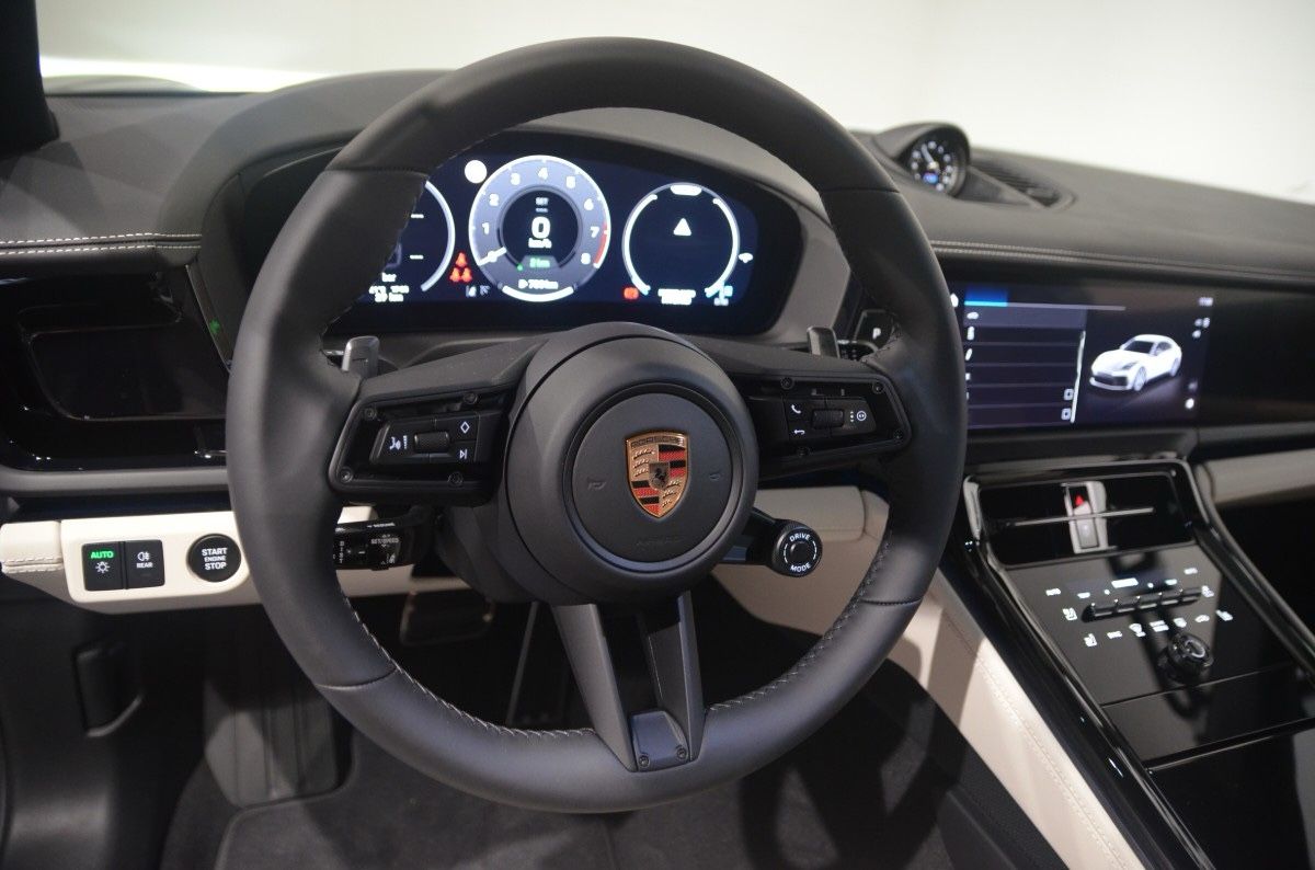 Porsche Panamera 4S E-Hybrid*SpDes*SpAbg*HuD*Pano