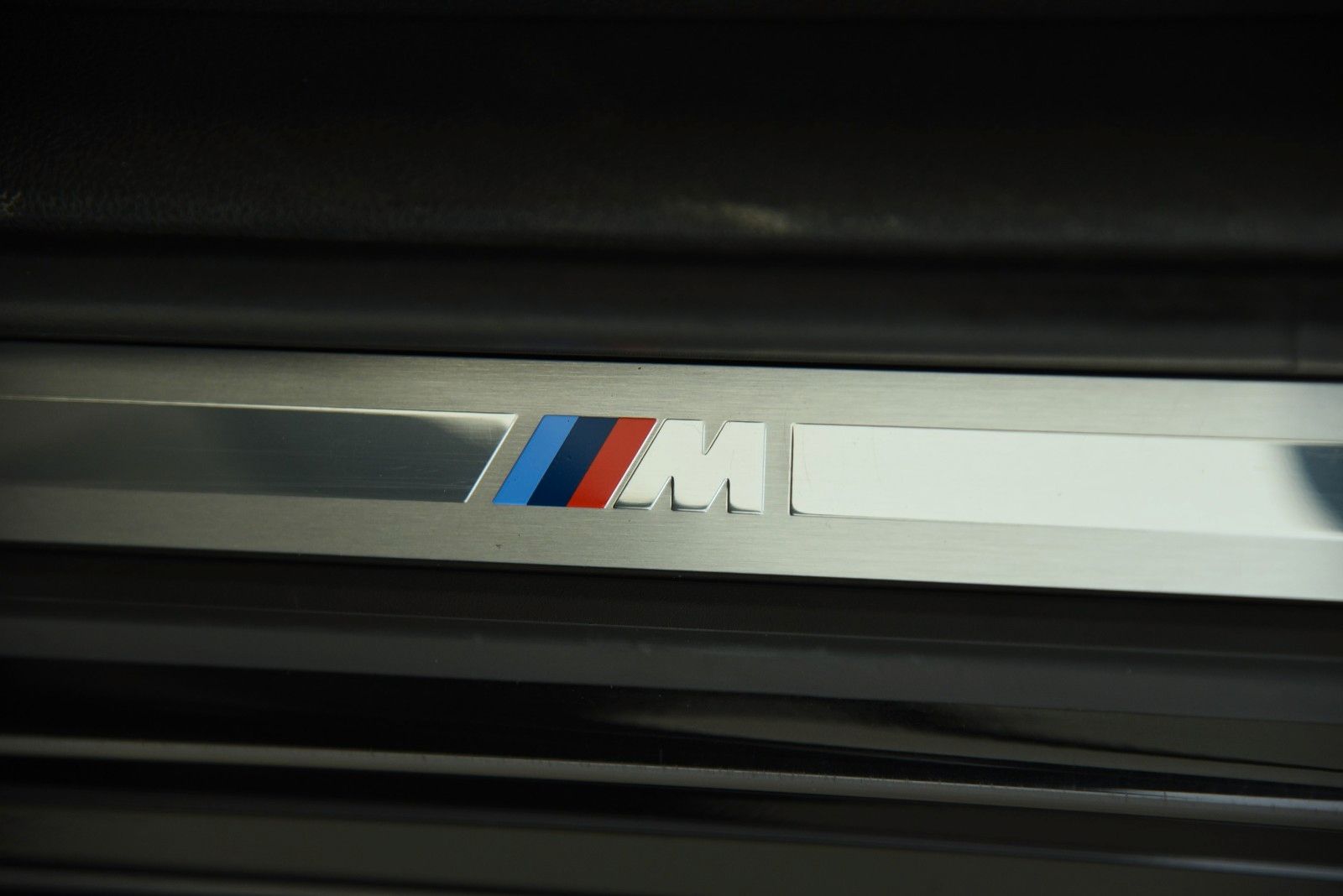 BMW 320d Touring xDrive M Sport - Samsaru's Car Outlet