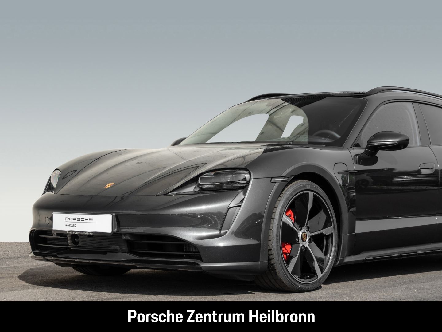 Porsche Taycan 4S Cross Turismo Panorama Surround-View