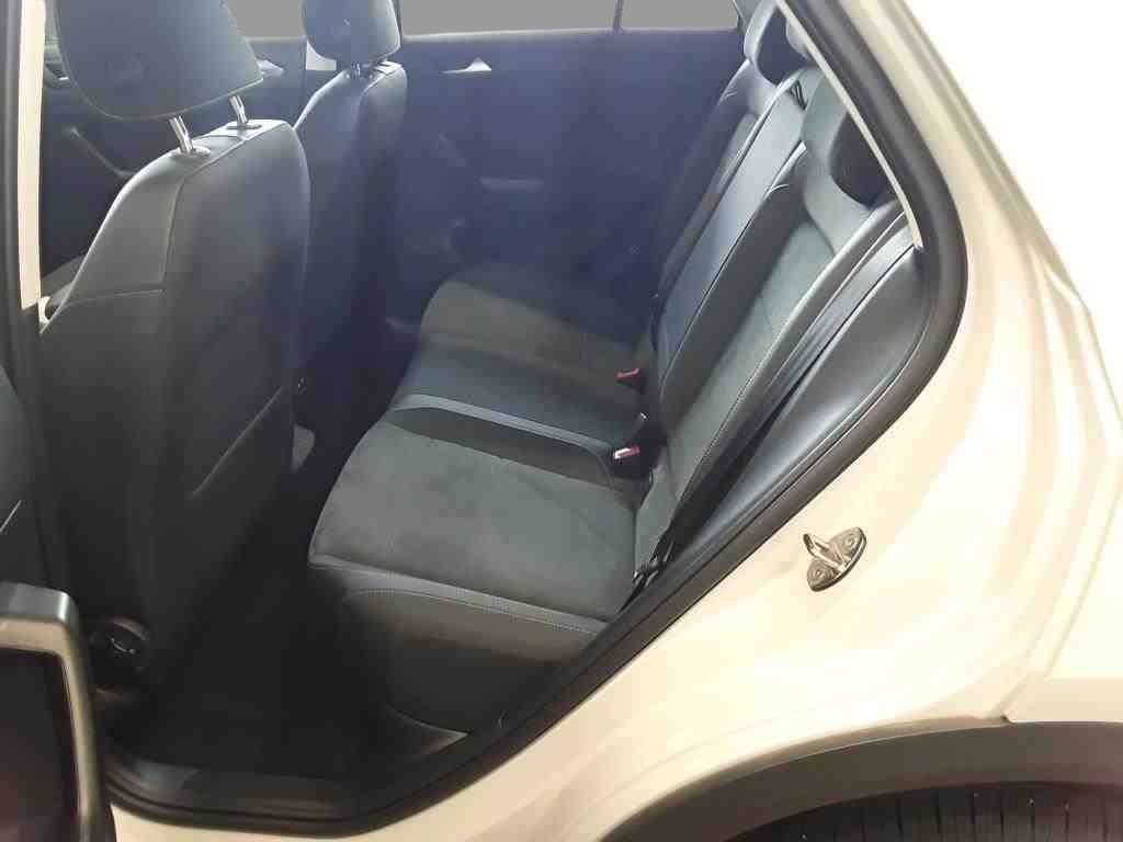 Volkswagen T-Roc 2.0 TDI DSG Style - Samsaru's Car Outlet