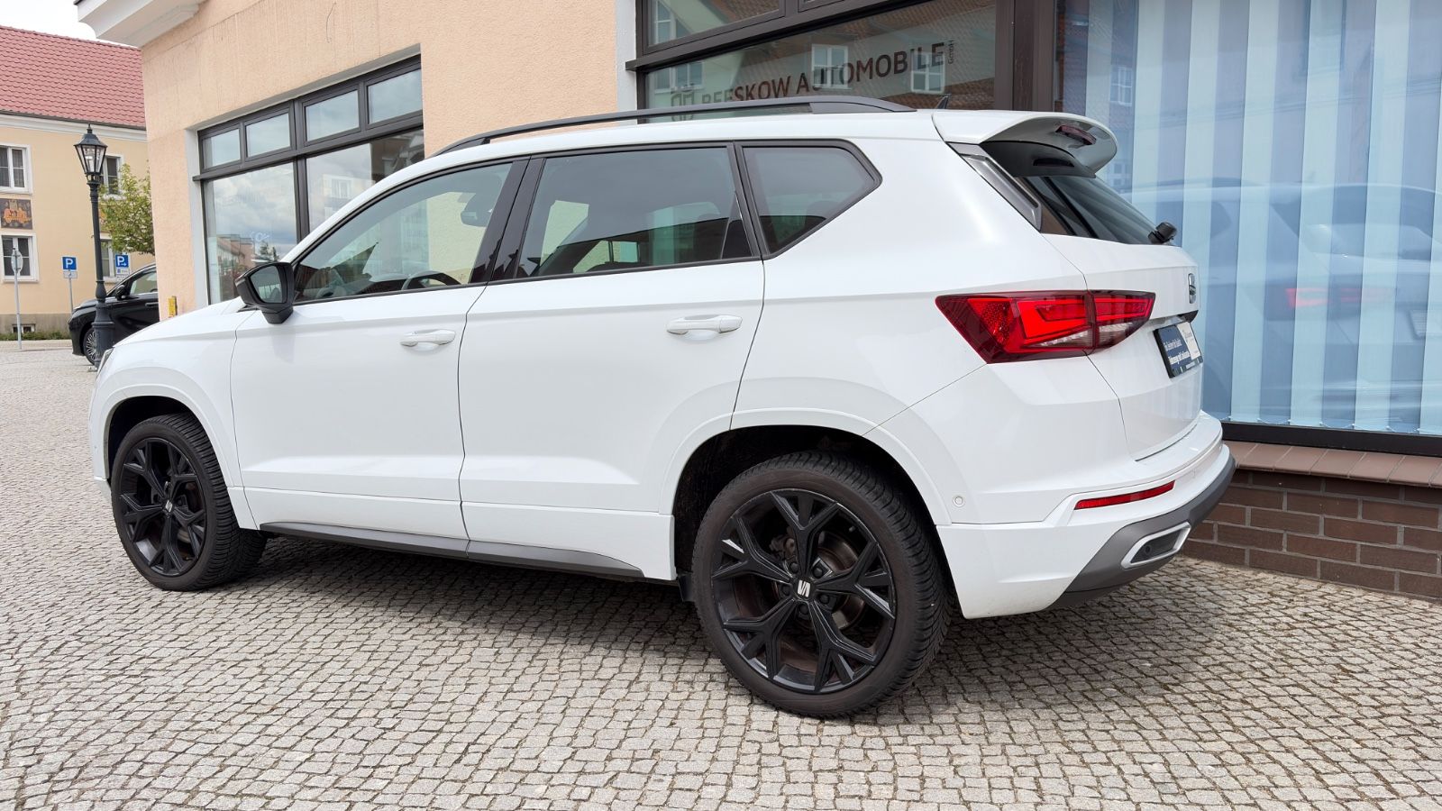 Seat Ateca FR DSG AHK Beats CarPlay Voll-LED