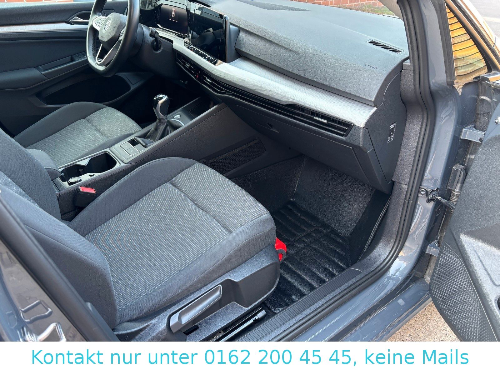 Volkswagen Golf 2.0 TDI Life Variant - Samsaru's Car Outlet