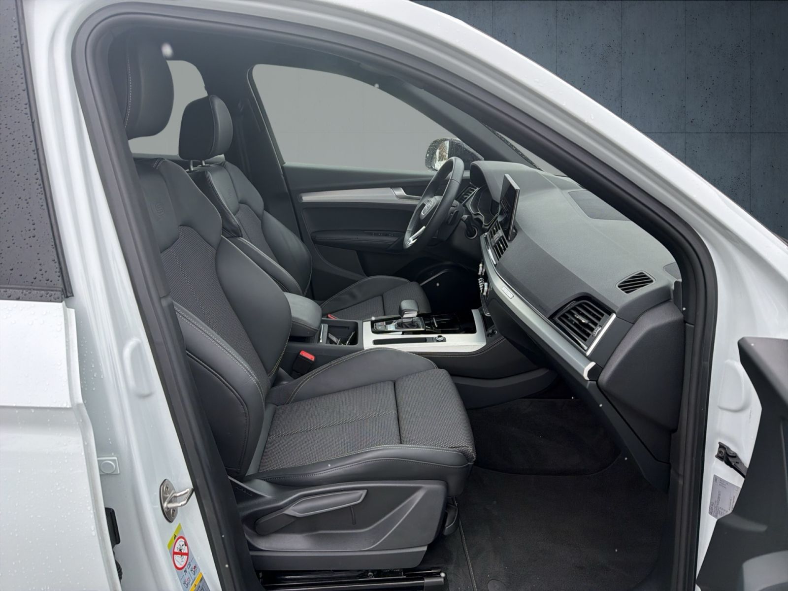 Audi Q5 S line 40 TFSI qu AHK/Matrix/Kam/ACC/PBox/20"