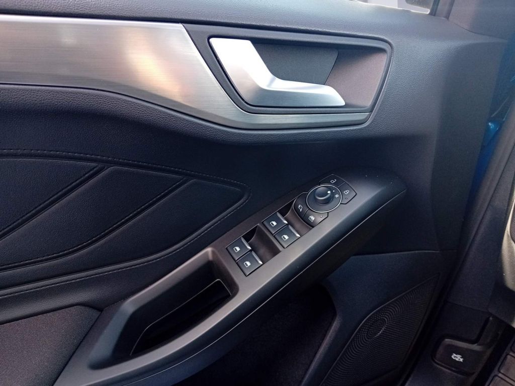 Ford Focus Turnier 1.0 MHEV Aut. TITANIUM *B&O*Kamera