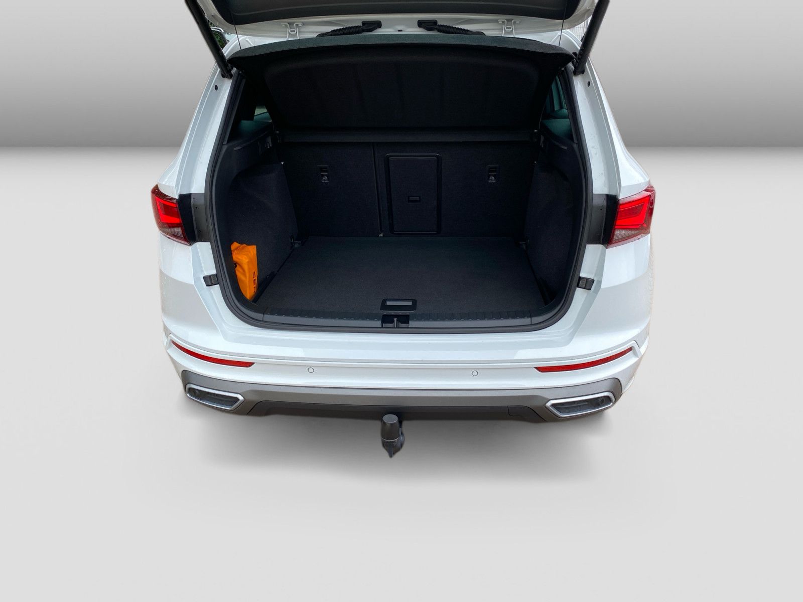 Seat Ateca 1.5 TSI DSG FR LED ACC AHK Kessy Navi