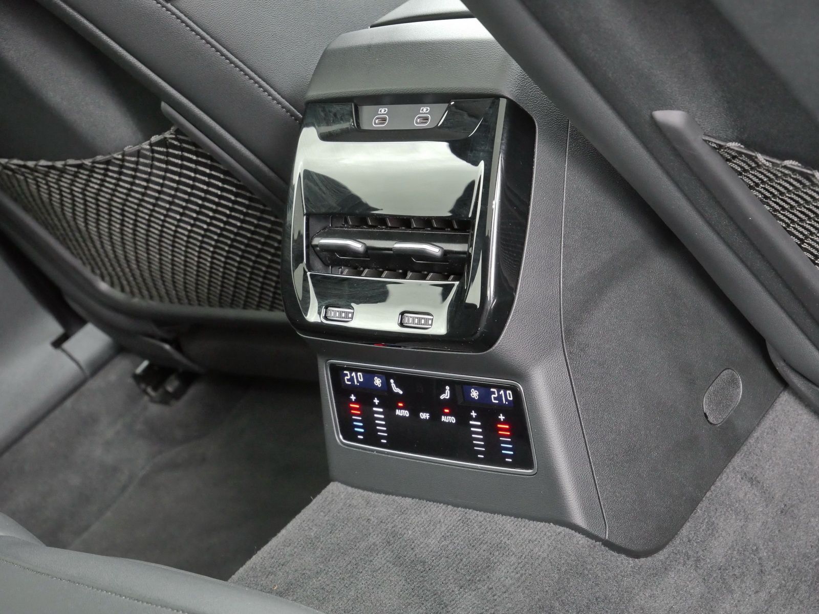 Audi A6 Avant TFSI quattro S line 270 kW B&O*HuD*Pano
