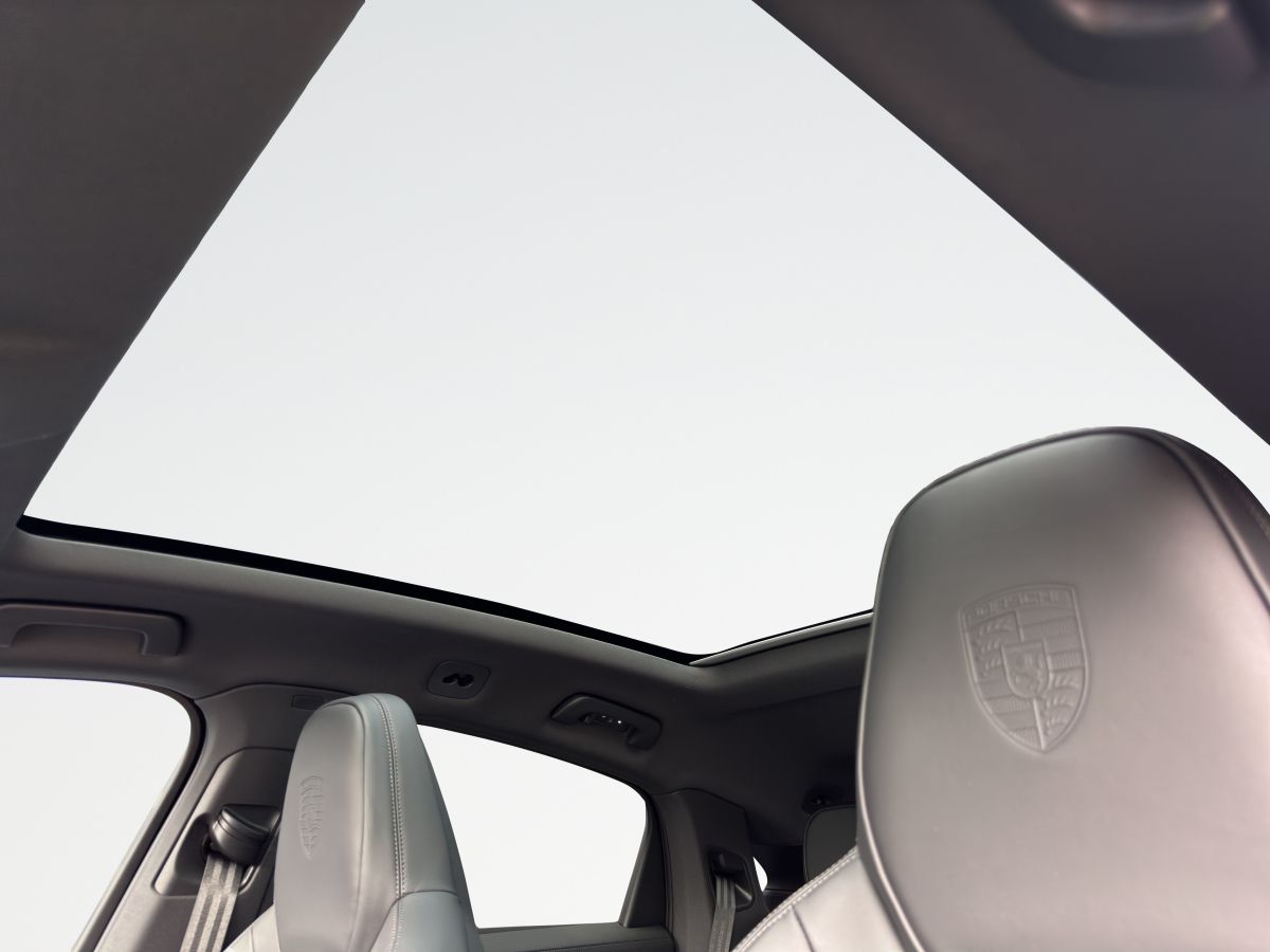 Porsche Cayenne E-Hybrid Coupe | Sportabgas | el. AHK |